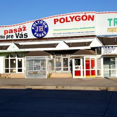 Topoľčany, ul.17. novembra - pasáž Polygón