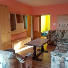 Topoľčany, ul.P.O.Hviezdoslava 2330 priestranný 3-izbový byt na prízemí, na prenájom